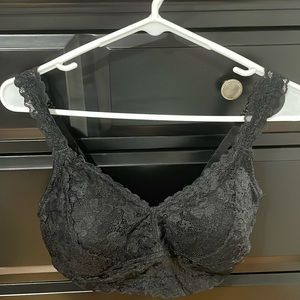 No Boundaries black bralette size XL/XG. Never worn